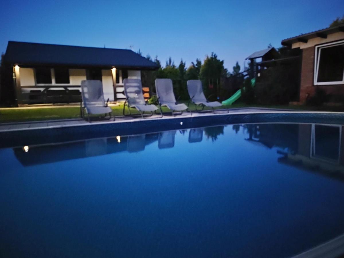Domek Parterowy Apartamentowy Ostoja Rewal Exteriör bild
