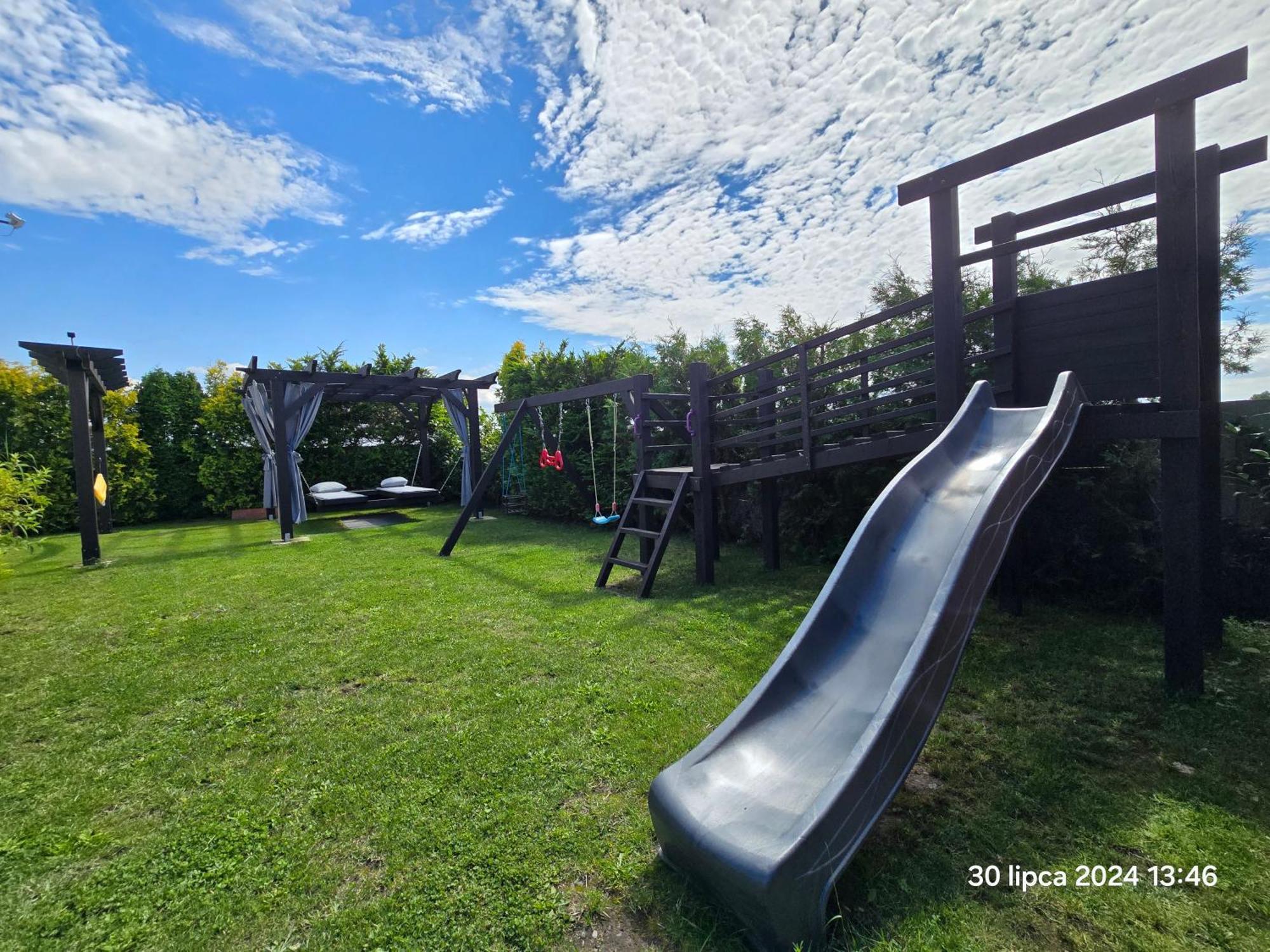 Domek Parterowy Apartamentowy Ostoja Rewal Exteriör bild